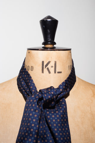 NAVY GEO FLORAL CRAVAT
