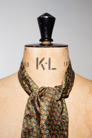 GREEN SILK TOUCAN PRINT CRAVAT
