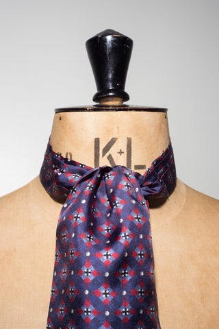 BLUE MOON & DIAMOND SILK CRAVAT